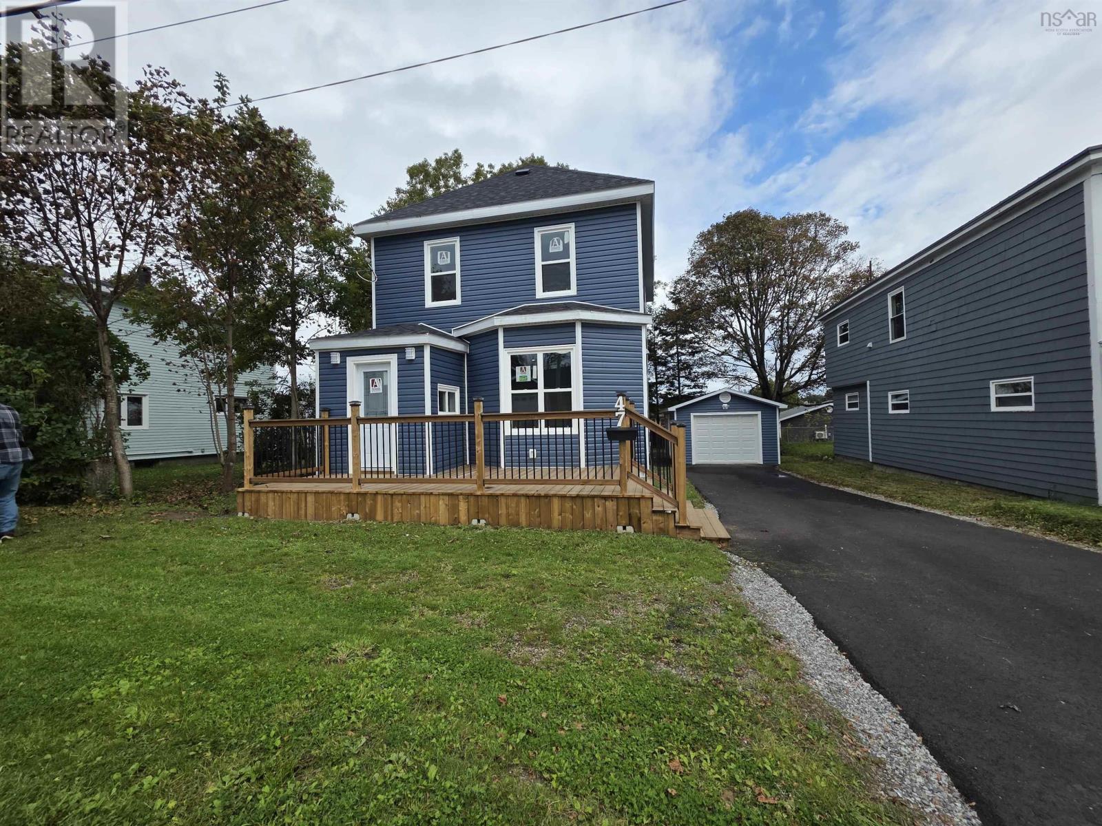 47 Blowers Street, north sydney, Nova Scotia