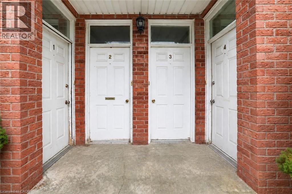 26 Renfrew Street E, Caledonia, Ontario  N3W 1E8 - Photo 5 - 40864649
