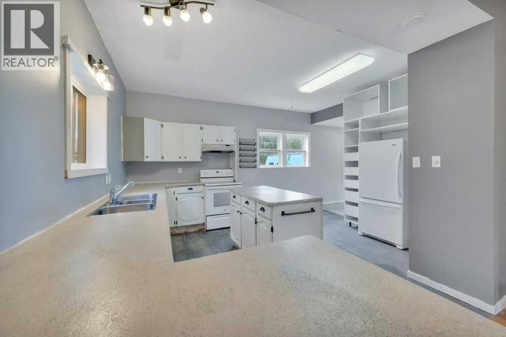 5301 50 Street, Bentley, Alberta  T0C 0J0 - Photo 14 - A2345558
