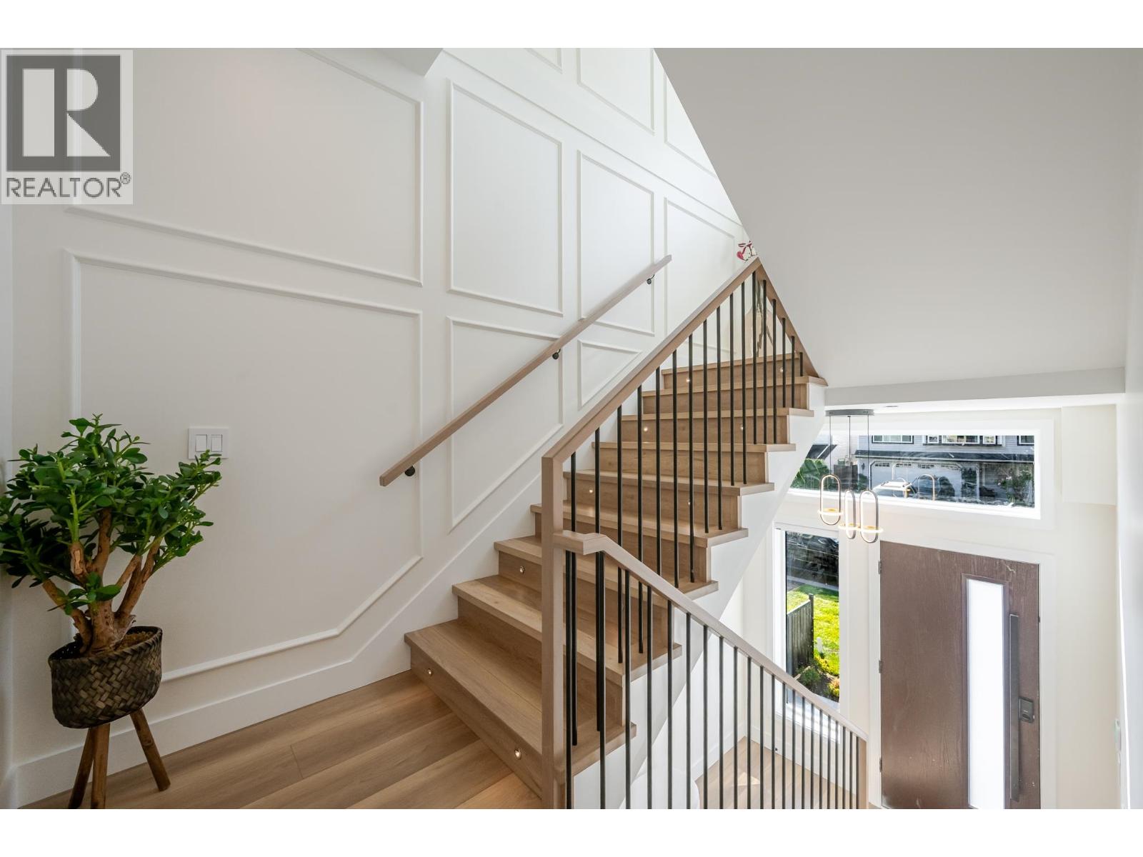 101 1759 MORGAN AVENUE photo 22