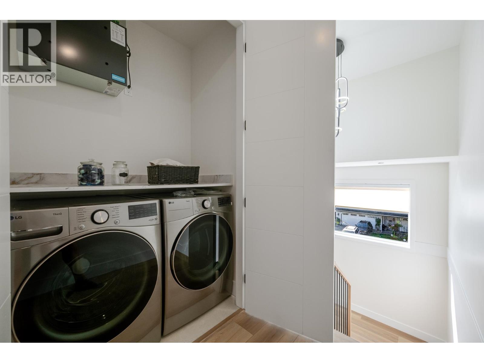 101 1759 MORGAN AVENUE photo 23