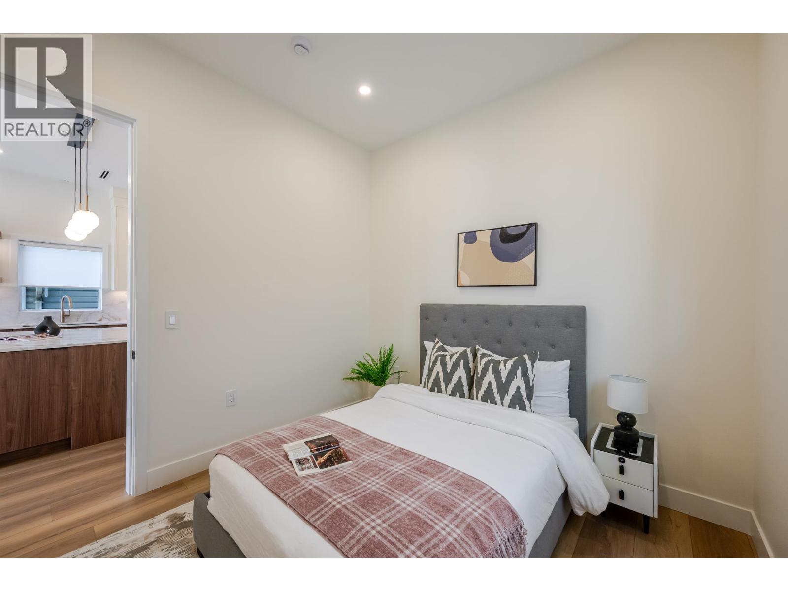 101 1759 MORGAN AVENUE photo 21