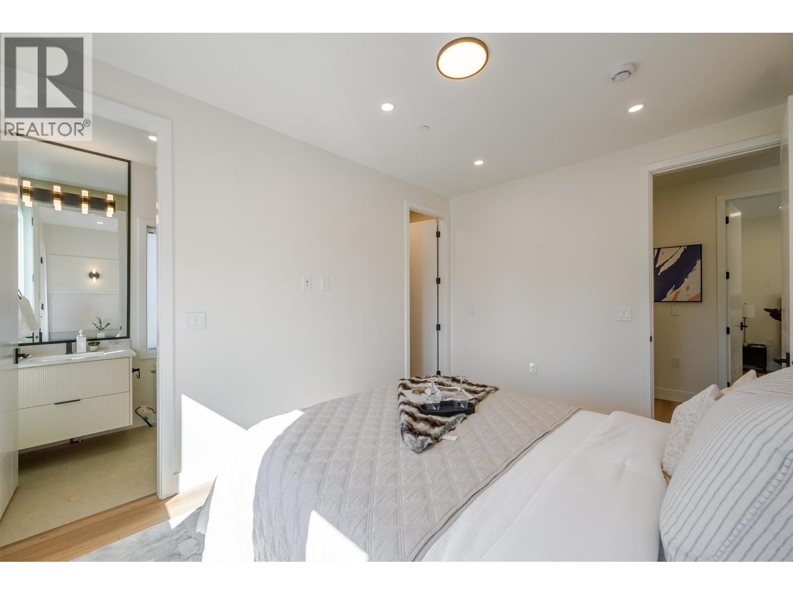 101 1759 MORGAN AVENUE photo 30
