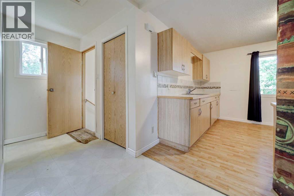 2003 14 Street, Coaldale, Alberta  T1M 1A3 - Photo 14 - A2344497
