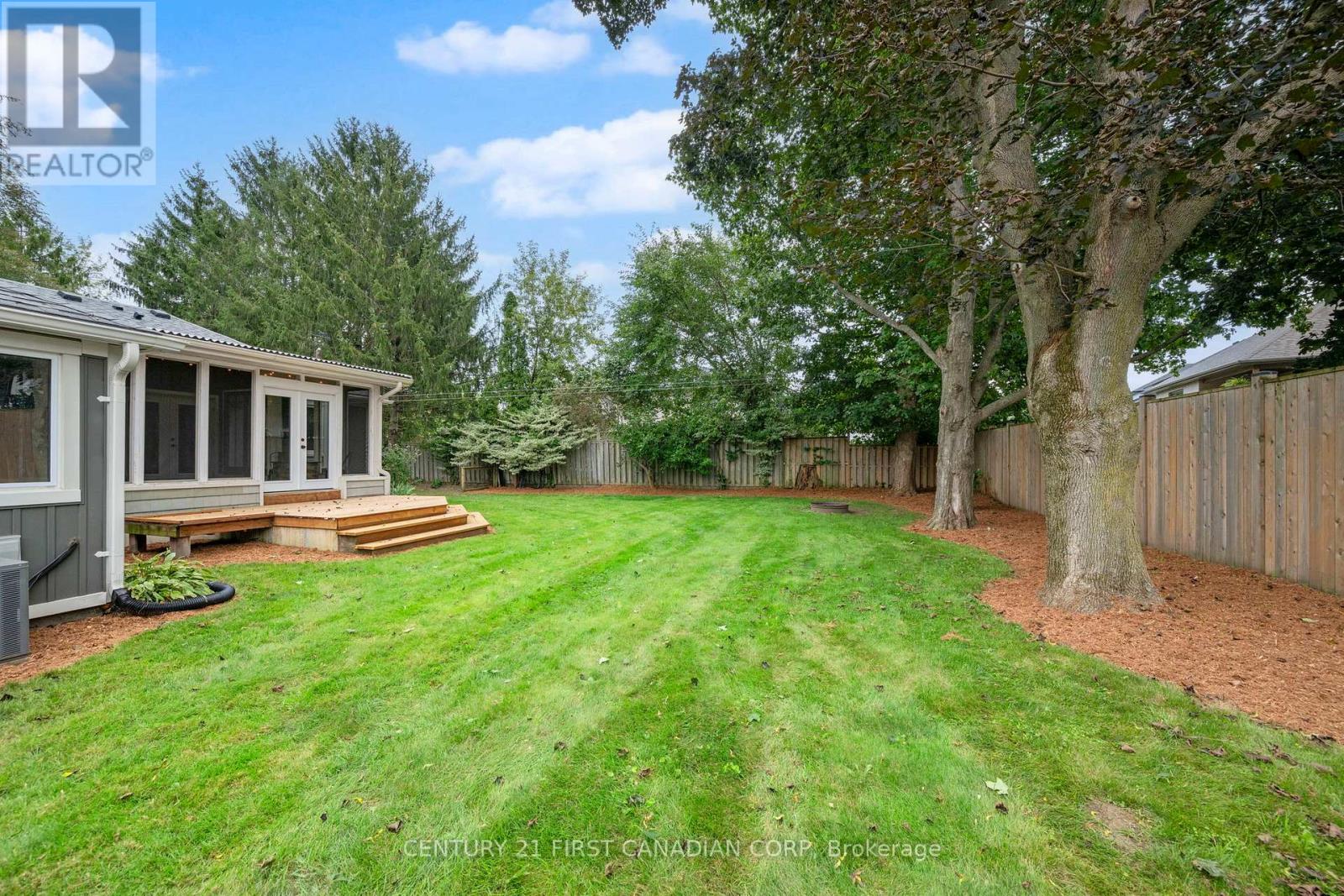 22697 Adelaide Road, Strathroy-Caradoc, Ontario  N0L 1W0 - Photo 31 - X13805684