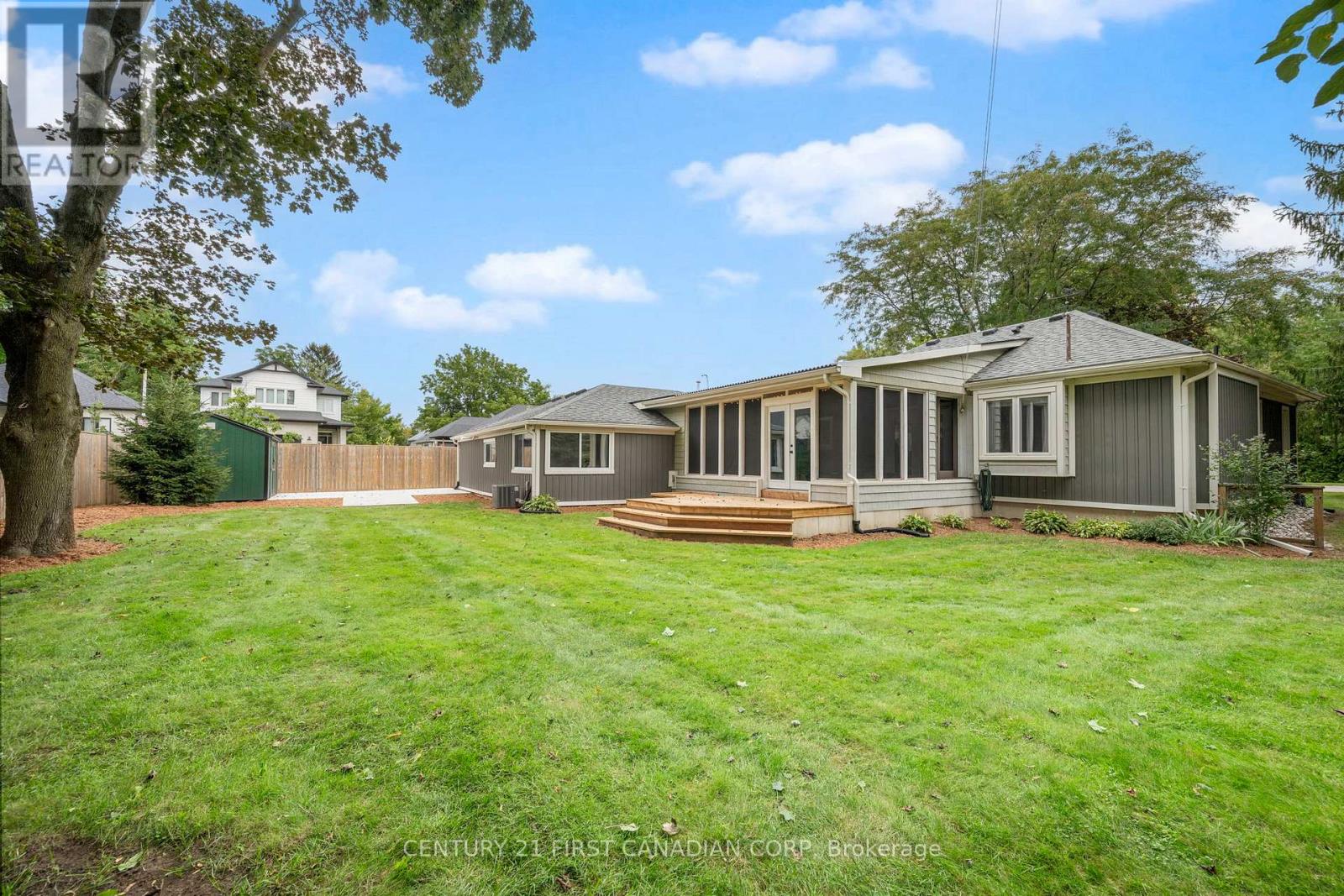 22697 Adelaide Road, Strathroy-Caradoc, Ontario  N0L 1W0 - Photo 34 - X13805684