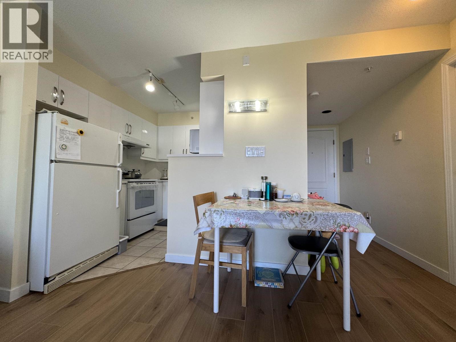 1206 6119 Cooney Road, Richmond, British Columbia  V6Y 4B7 - Photo 4 - R3163317