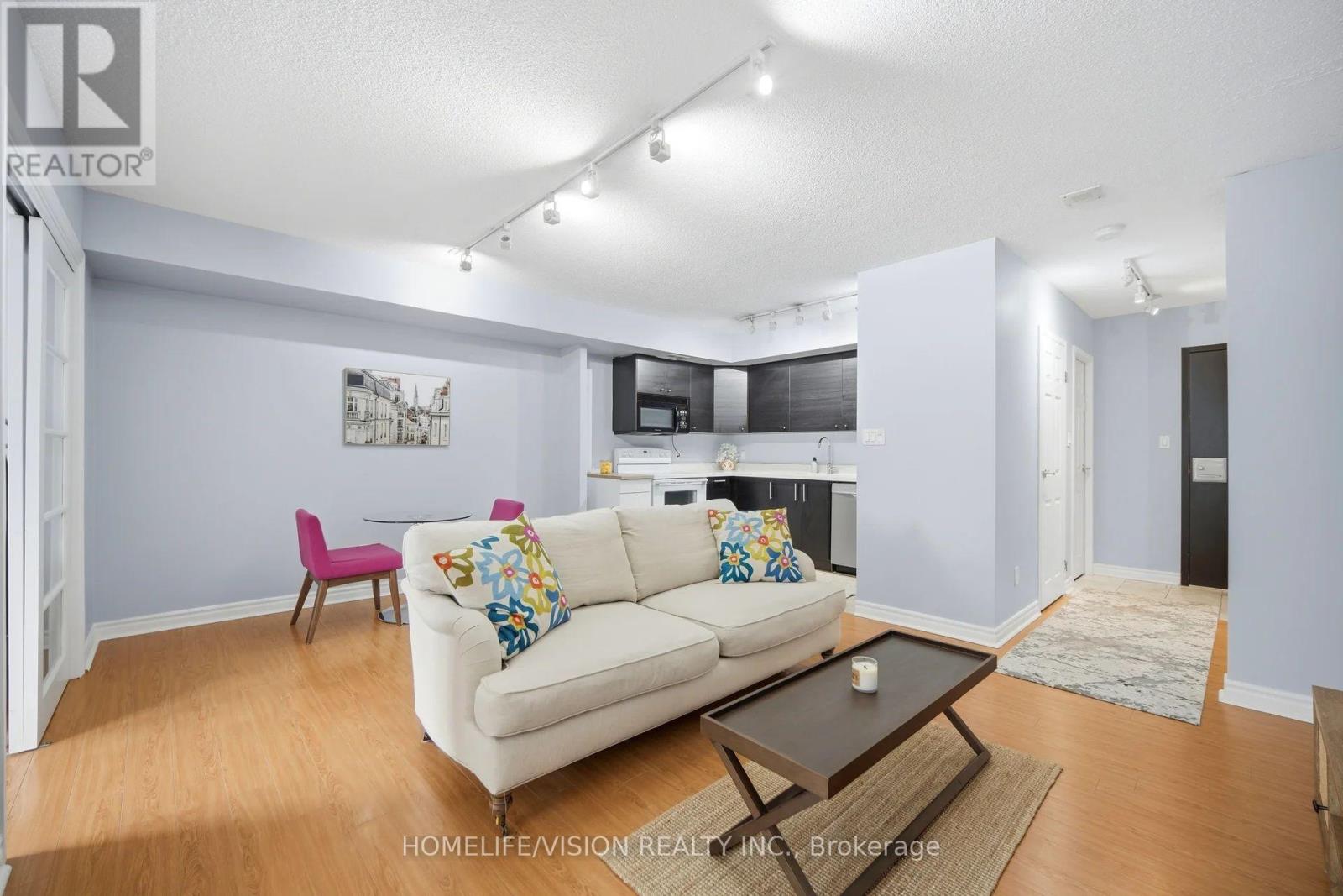 706 - 25 The Esplanade, Toronto, Ontario  M5E 1W5 - Photo 10 - C13805698