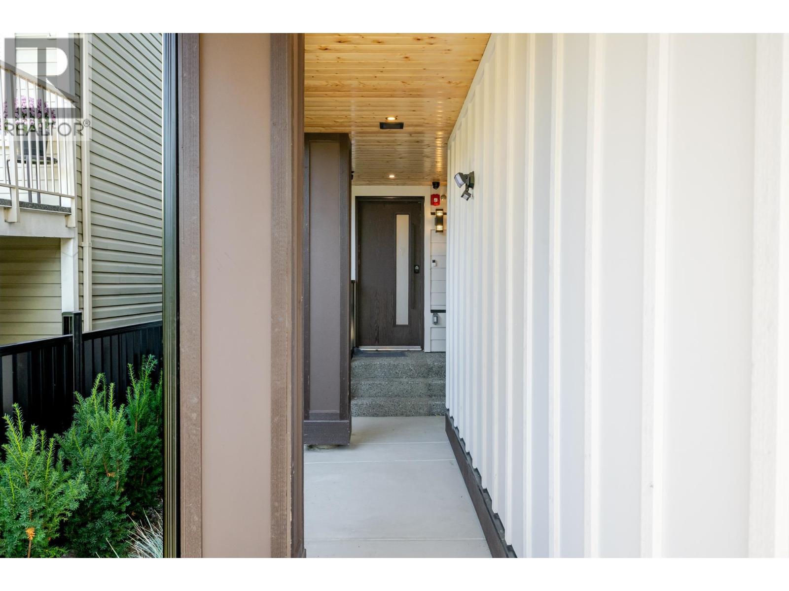 102 1759 Morgan Avenue, Port Coquitlam, British Columbia  V3C 1J6 - Photo 34 - R3164362