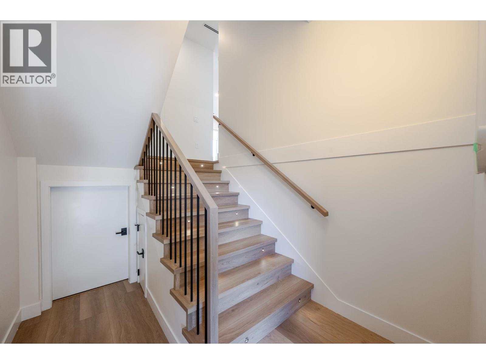 102 1759 Morgan Avenue, Port Coquitlam, British Columbia  V3C 1J6 - Photo 32 - R3164362