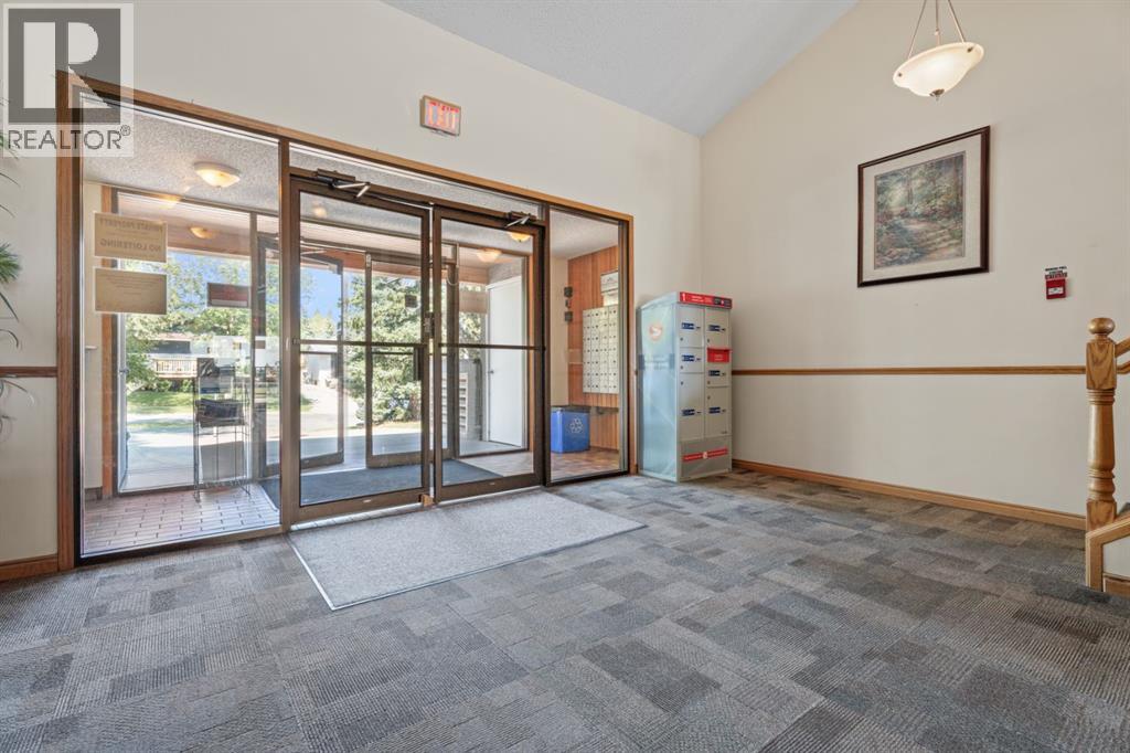 207, 280 Banister Drive photo 4