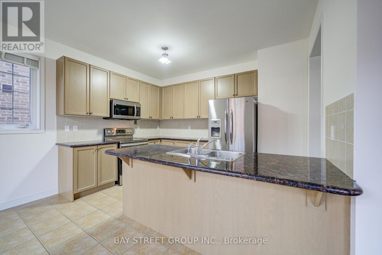 35 Brownsberger Road, Whitchurch-Stouffville, Ontario  L4A 0W5 - Photo 14 - N13586116