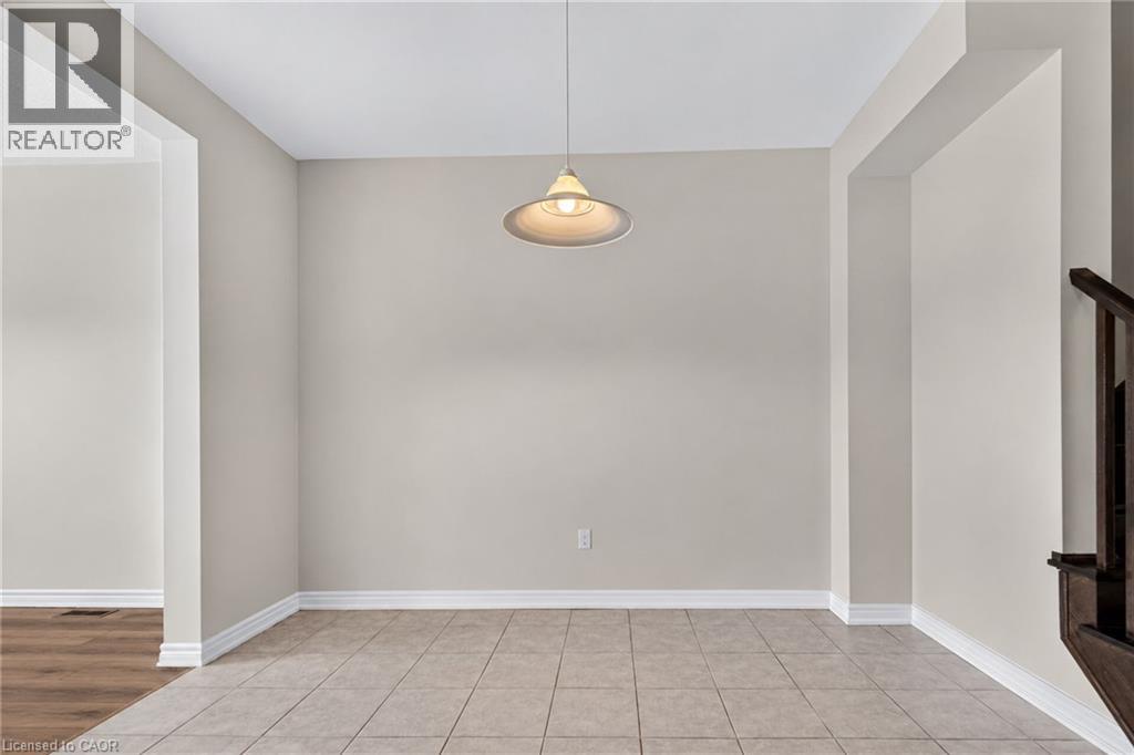 165 Lormont Boulevard, Stoney Creek, Ontario  L8J 0K2 - Photo 15 - 40864852