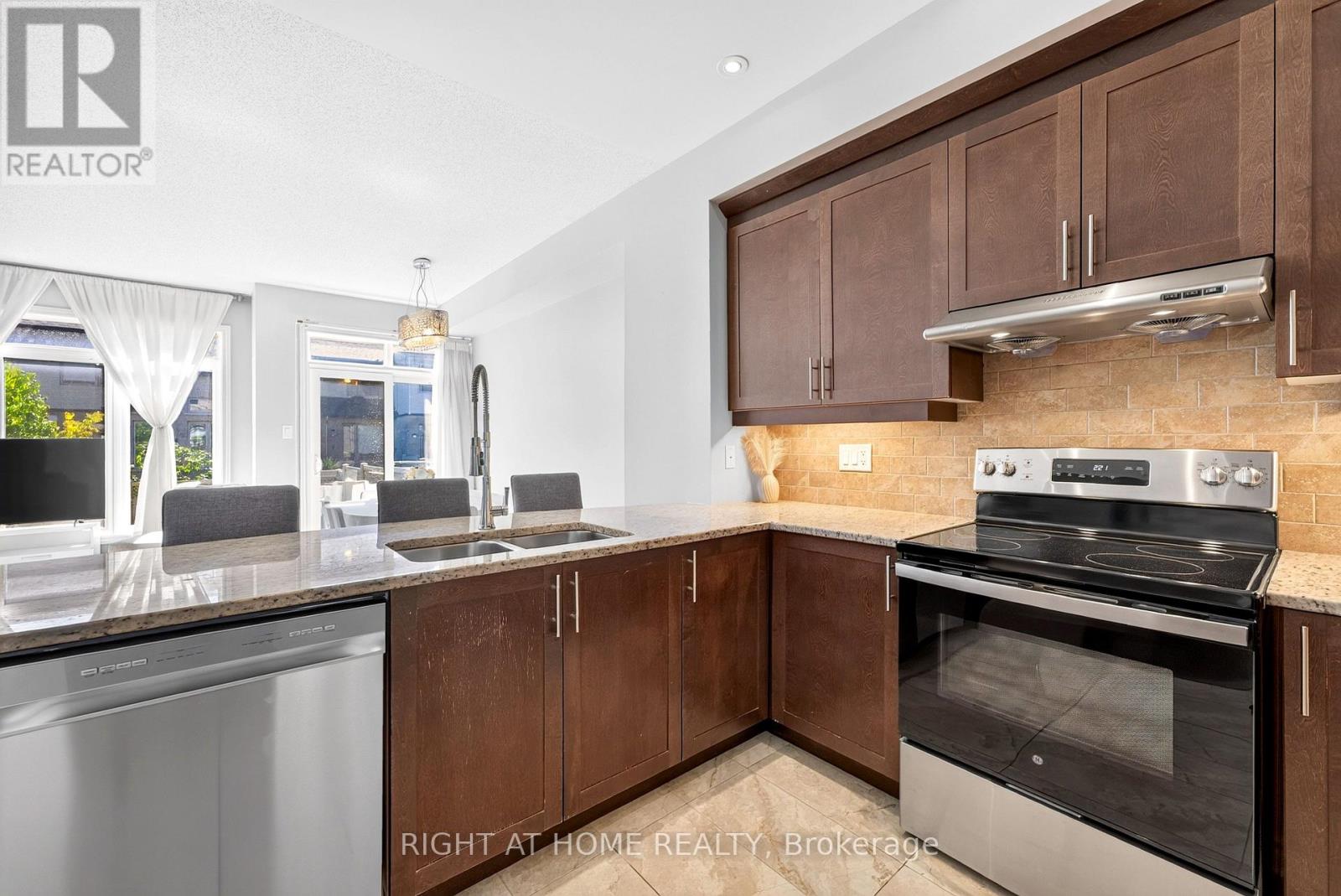 161 Mattingly Way, Ottawa, Ontario  K4M 0C5 - Photo 11 - X13805716
