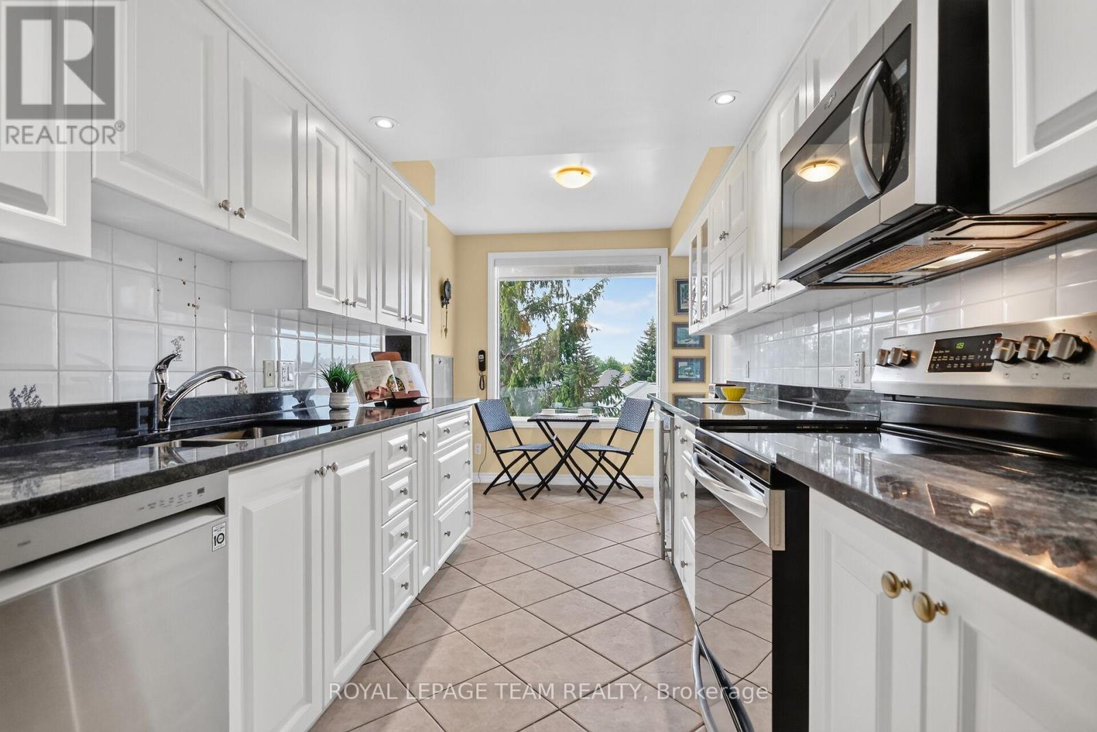 2a - 51 Robson Court, Ottawa, Ontario  K2K 2W1 - Photo 3 - X13805722