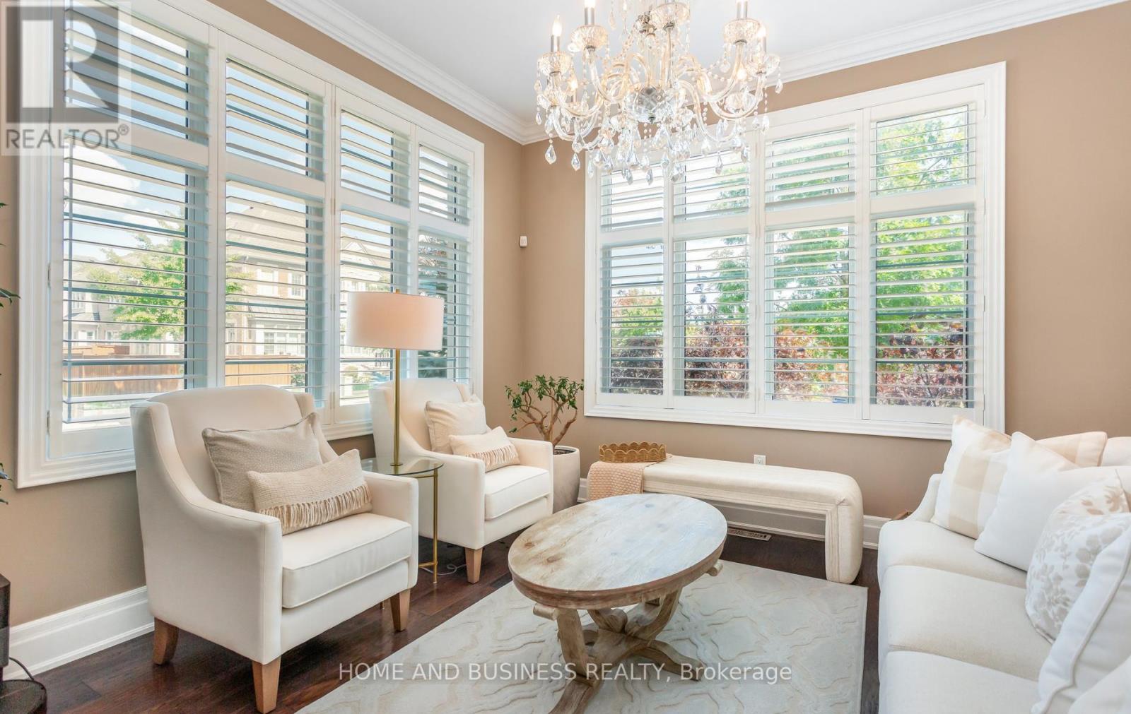 126 Mcwilliams Crescent, Oakville, Ontario  L6M 0W4 - Photo 8 - W13805728