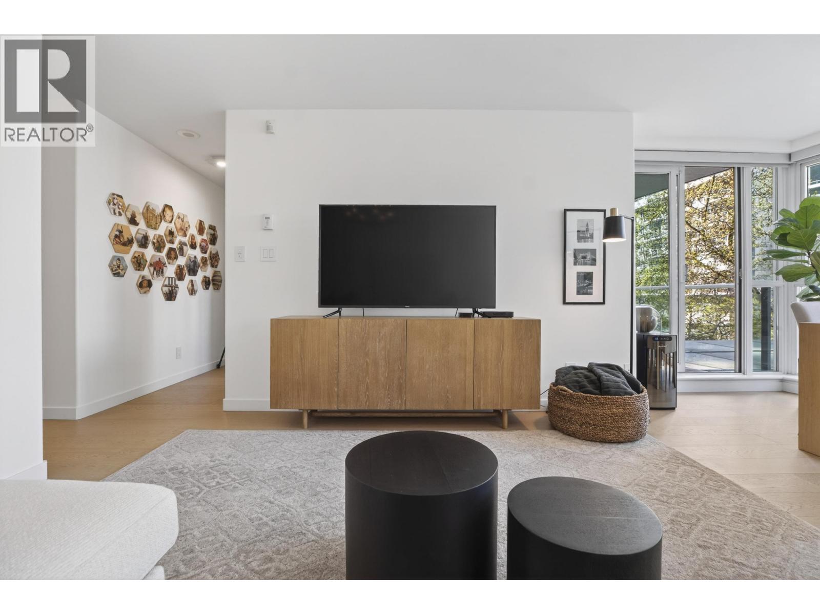 305 560 Cardero Street, Vancouver, British Columbia  V6G 3E9 - Photo 5 - R3167352