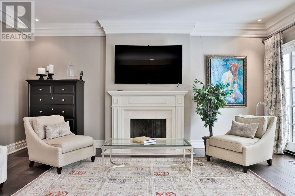 20 Cluny Drive, Toronto, Ontario  M4W 2P7 - Photo 19 - C13092402