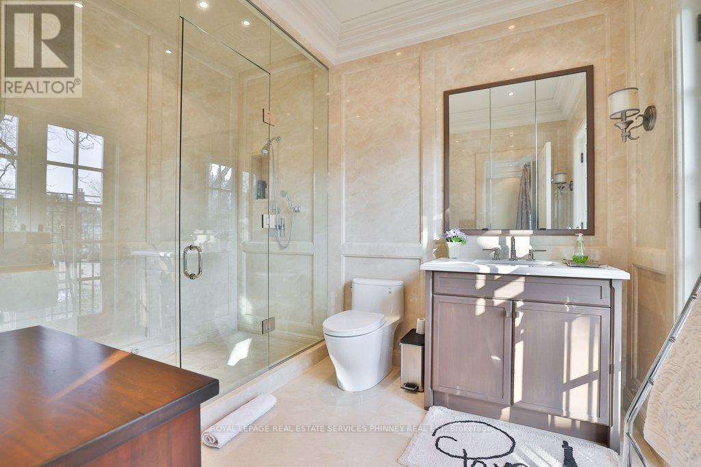 20 Cluny Drive, Toronto, Ontario  M4W 2P7 - Photo 25 - C13092402