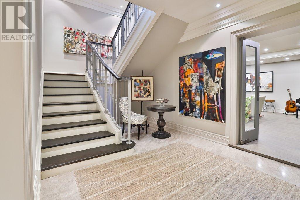 20 Cluny Drive, Toronto, Ontario  M4W 2P7 - Photo 32 - C13092402