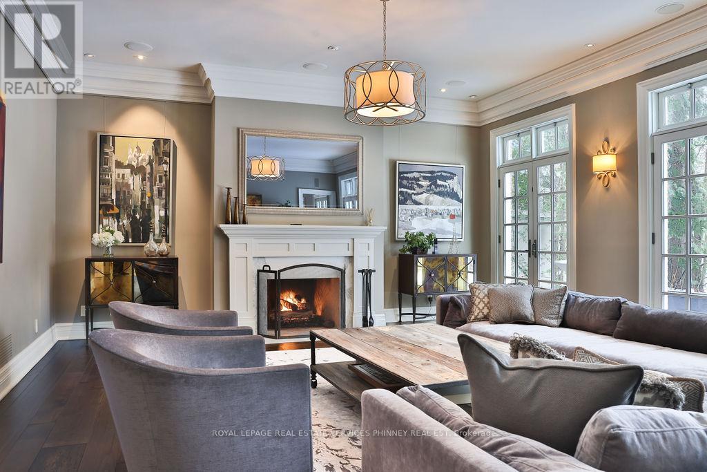 20 Cluny Drive, Toronto, Ontario  M4W 2P7 - Photo 8 - C13092402