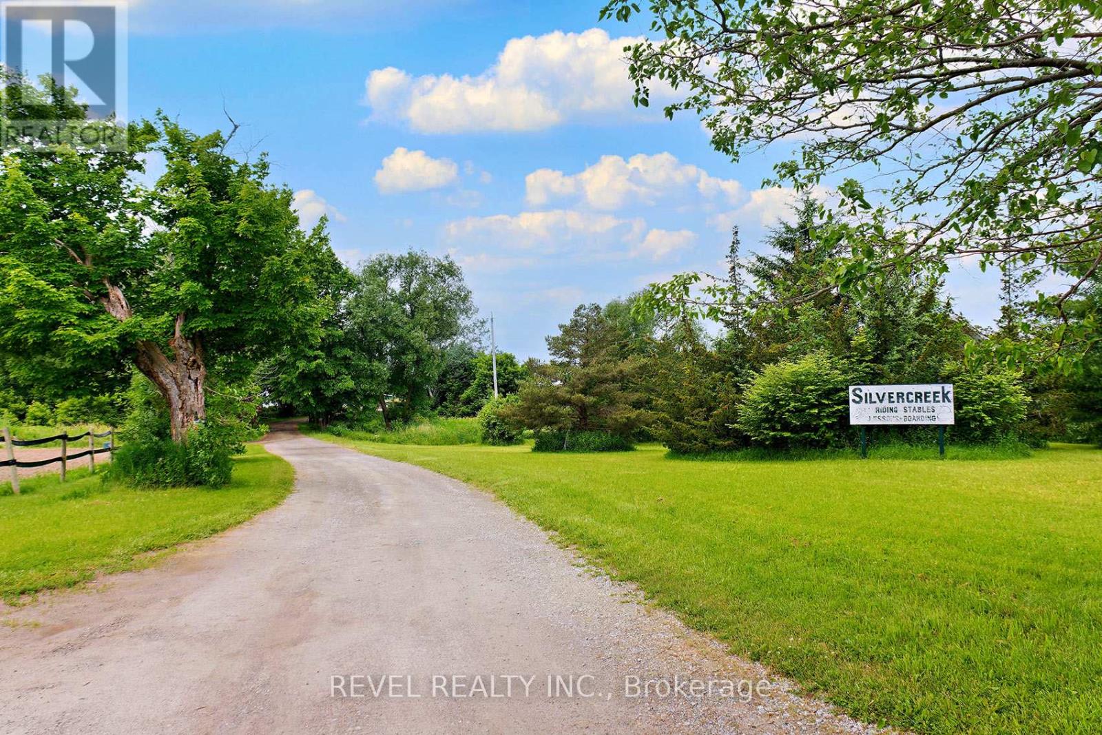2300 Rosebank Road, Pickering, Ontario  L1X 2R5 - Photo 2 - E13488844