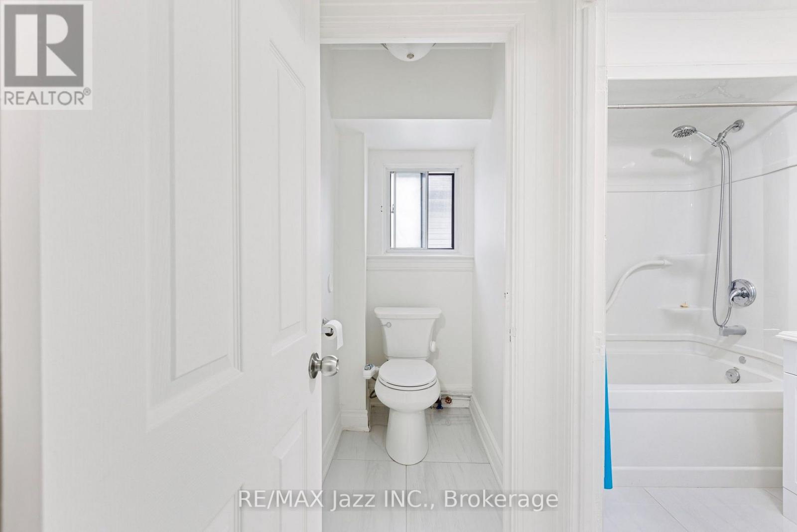 152 Elgin Street E, Oshawa, Ontario  L1G 1T3 - Photo 10 - E13805106