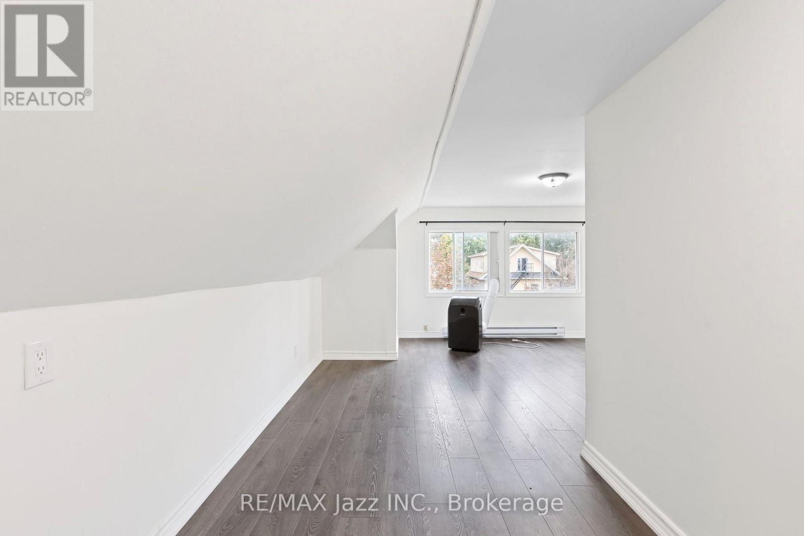 152 Elgin Street E, Oshawa, Ontario  L1G 1T3 - Photo 12 - E13805106
