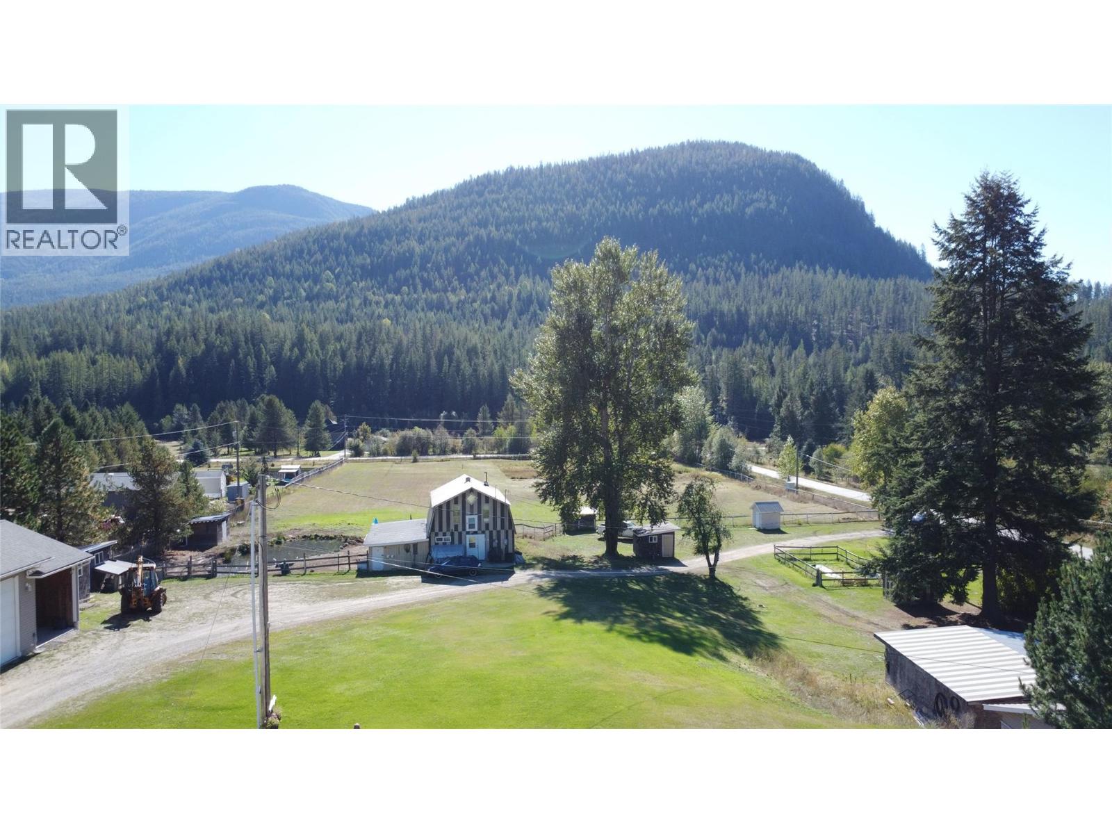 2165 Raven Road, Castlegar, British Columbia  V1N 4S9 - Photo 7 - 10401342