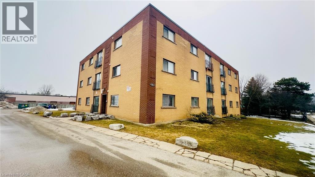 76 BRYBECK Crescent Unit# 202, Kitchener, Ontario