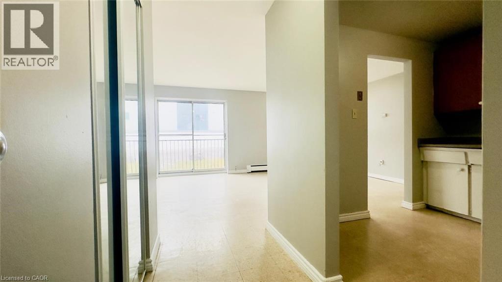 76 Brybeck Crescent Unit# 202, Kitchener, Ontario  N2M 2C6 - Photo 2 - 40841507