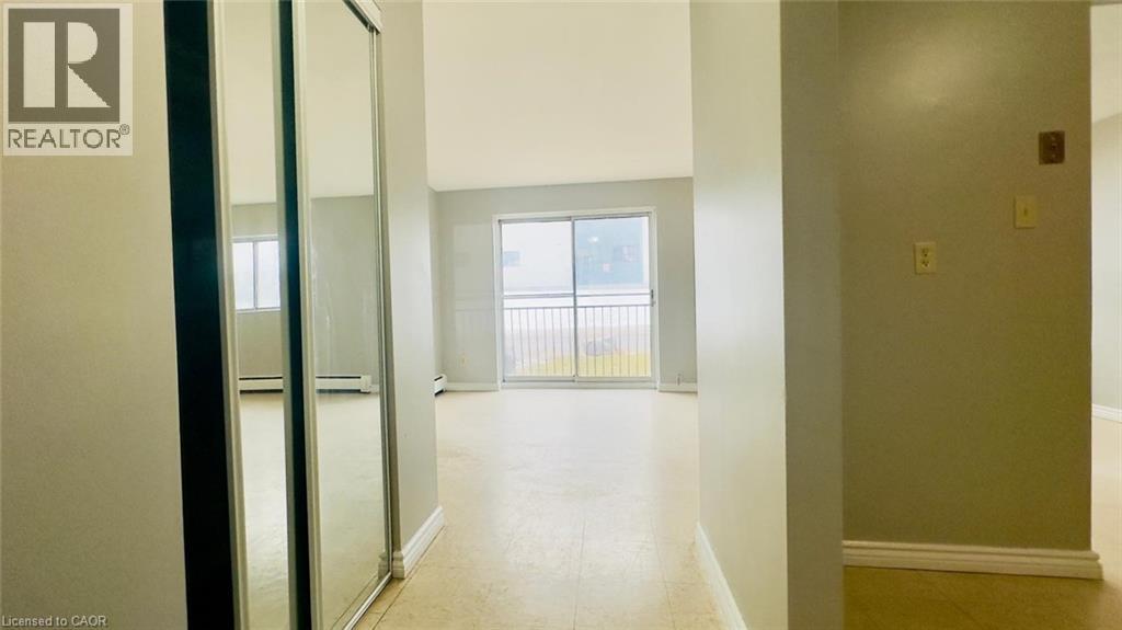 76 Brybeck Crescent Unit# 202, Kitchener, Ontario  N2M 2C6 - Photo 3 - 40841507