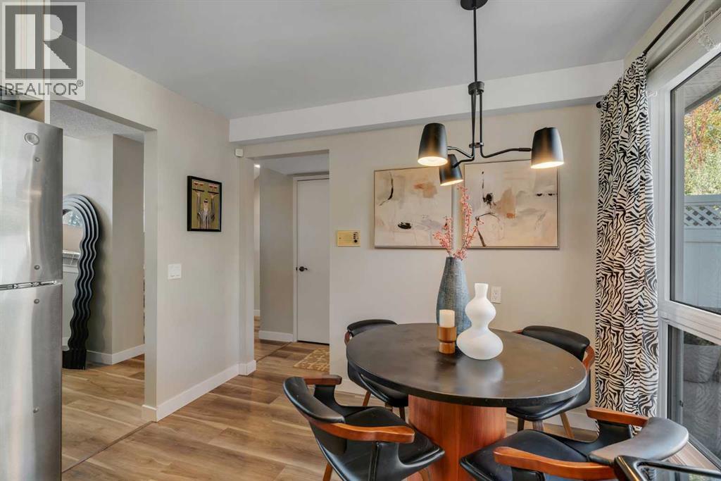 431 Brae Glen Crescent SW, Calgary, Alberta  T2W 1B6 - Photo 10 - A2344833