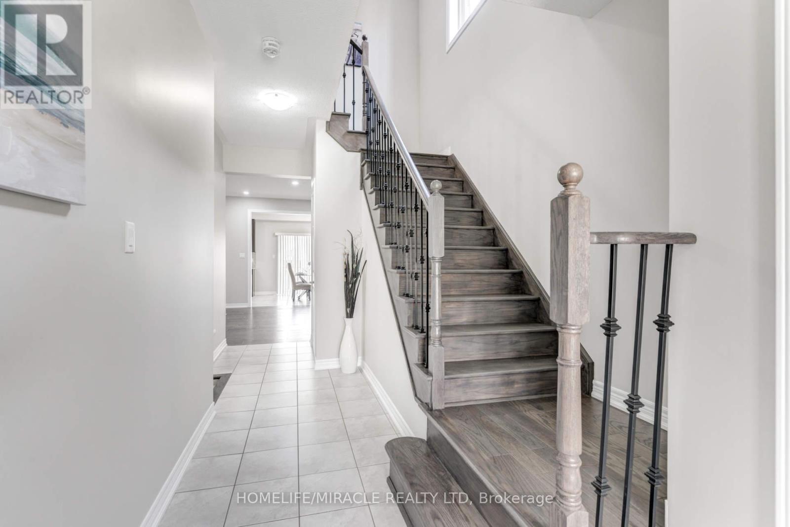 15 Banbridge Crescent, Brampton, Ontario  L6X 5L9 - Photo 17 - W13805762