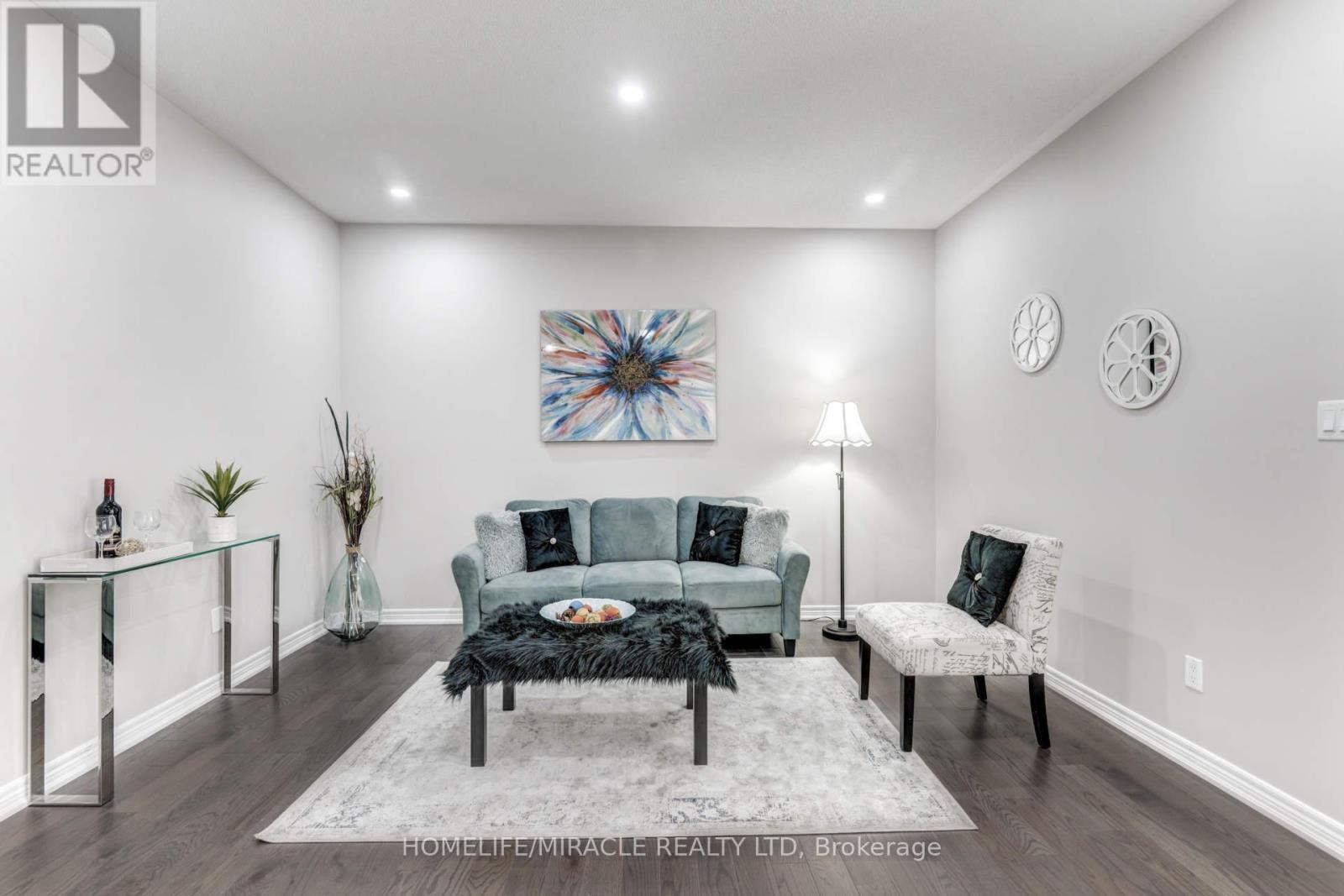 15 Banbridge Crescent, Brampton, Ontario  L6X 5L9 - Photo 7 - W13805762