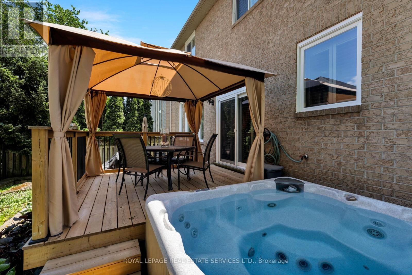 2261 Grouse Lane, Oakville, Ontario  L6M 3Z8 - Photo 2 - W13805818