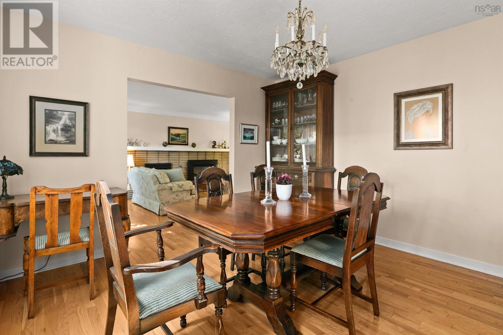 881 Tower Road photo 10