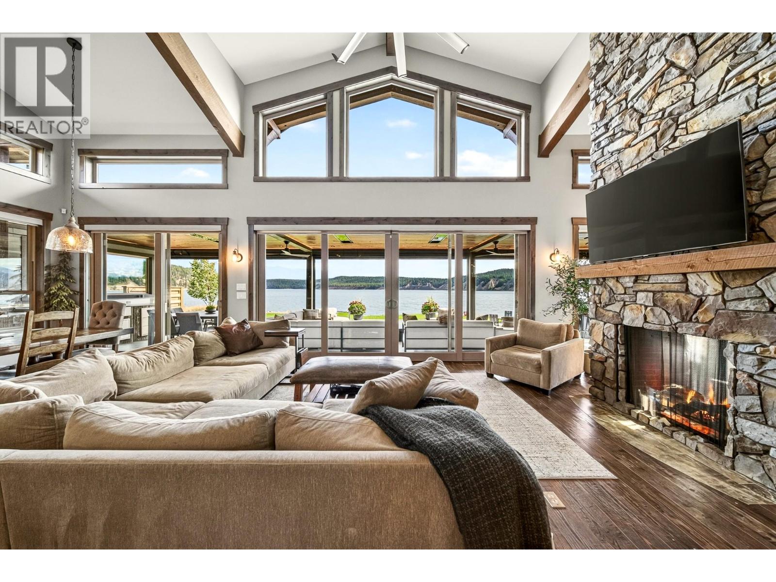 1674 Koocanusa Lake Drive, Lake Koocanusa, British Columbia  V0B 1T4 - Photo 6 - 10400065
