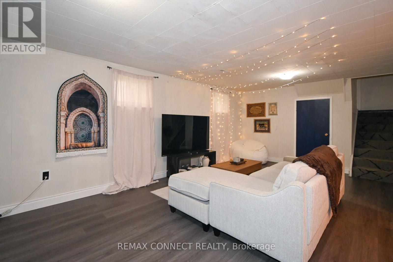 24 Lalton Place, Toronto, Ontario  M1E 1T4 - Photo 33 - E13802750