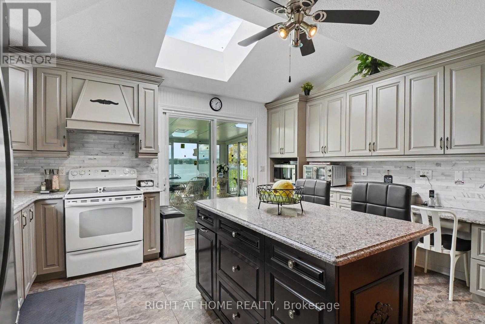 2398 Woods Street, Clarence-Rockland, Ontario  K4K 1J2 - Photo 6 - X13805886