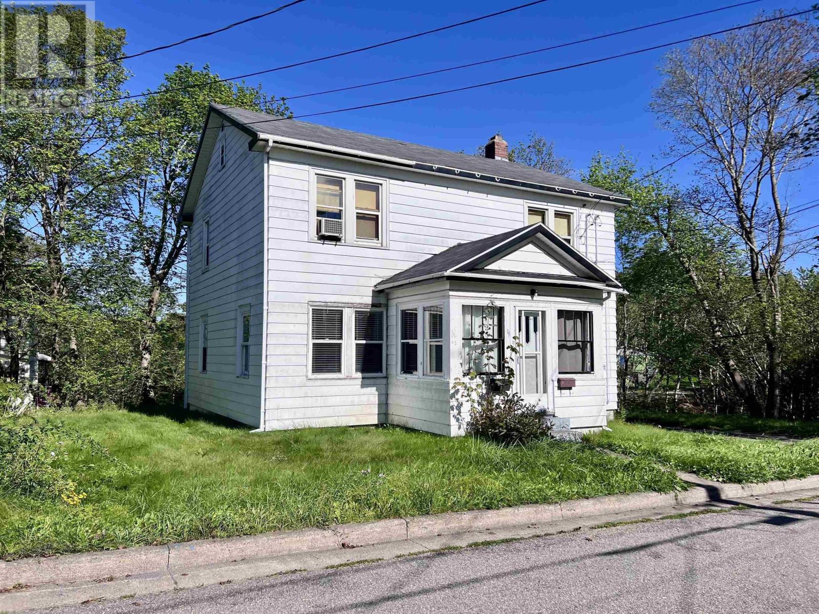 61 Harrison Avenue, Sydney, Nova Scotia  B1S 2Y3 - Photo 2 - 202623856