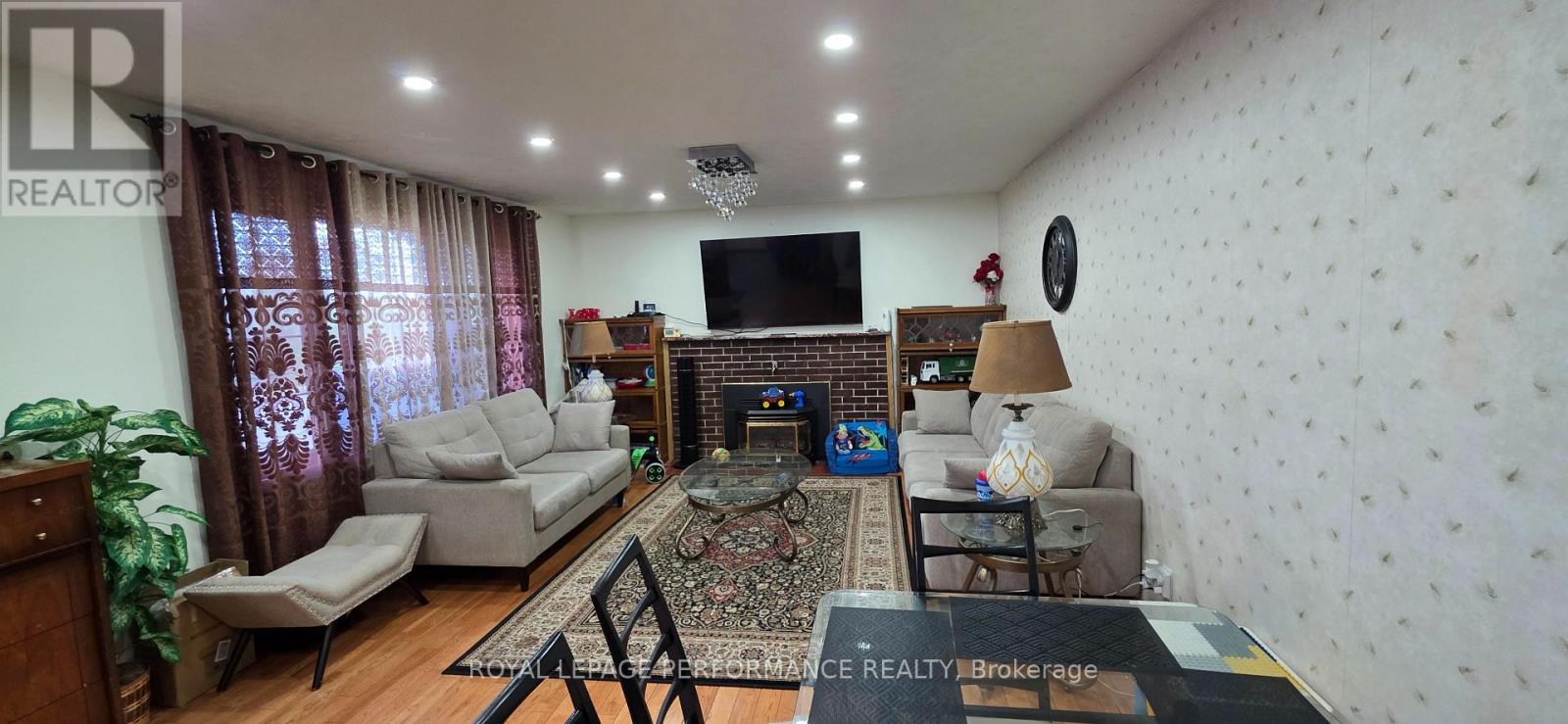641 Burton Avenue, Cornwall, Ontario  K6J 3Y5 - Photo 3 - X13805822