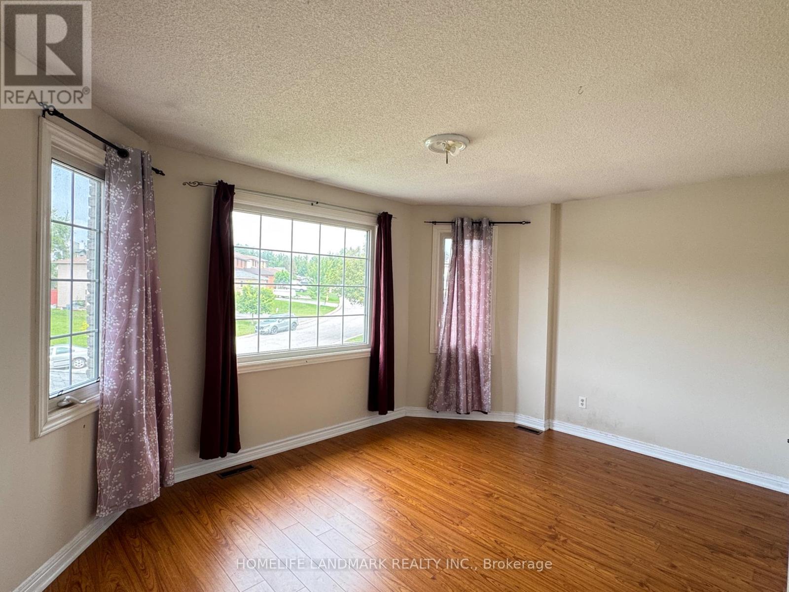 Main - 11 Orwell Crescent, Barrie, Ontario  L4N 6N3 - Photo 10 - S13618874