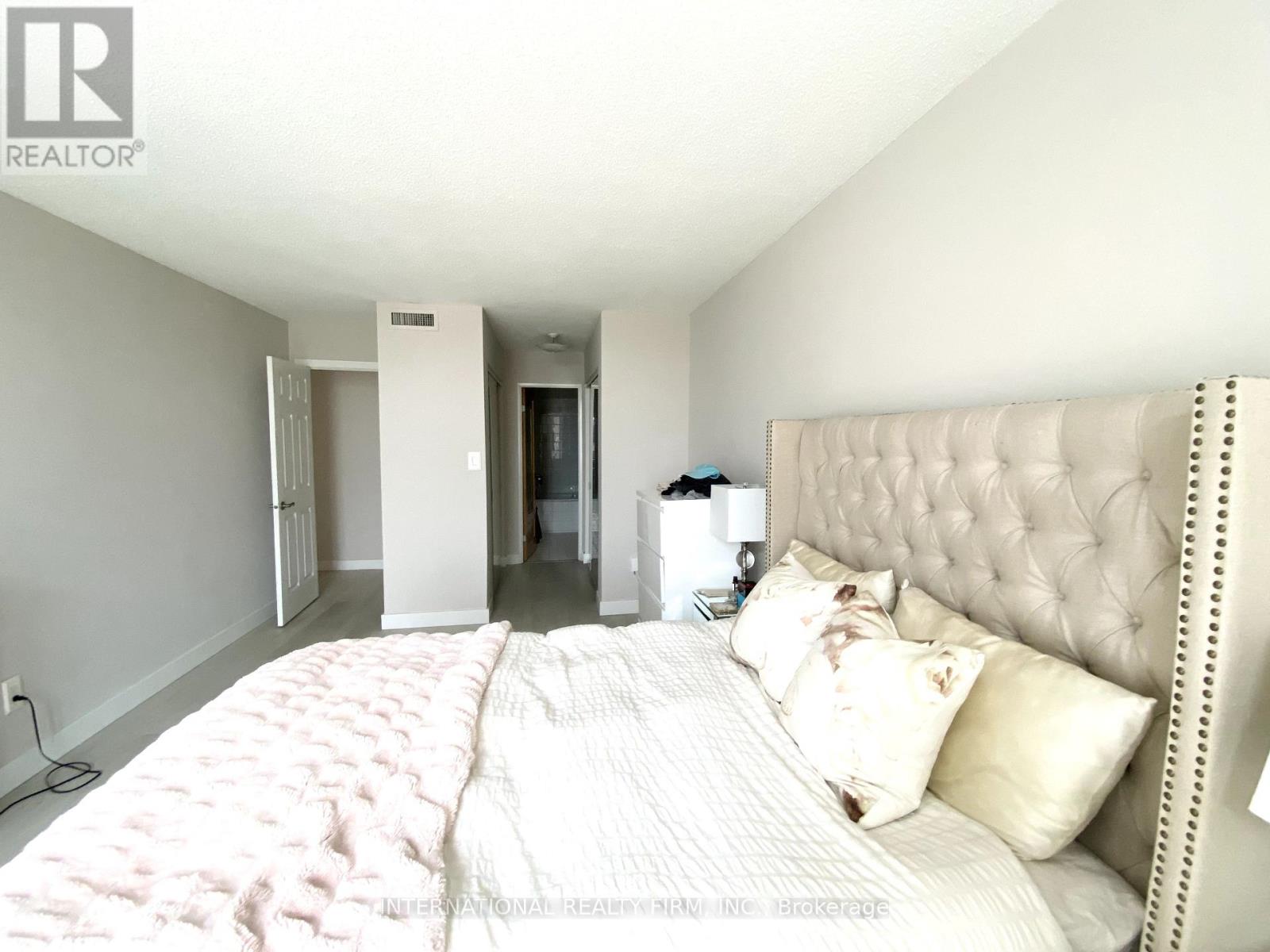 605 - 135 George Street S, Toronto, Ontario  M5A 4E8 - Photo 11 - C13805856
