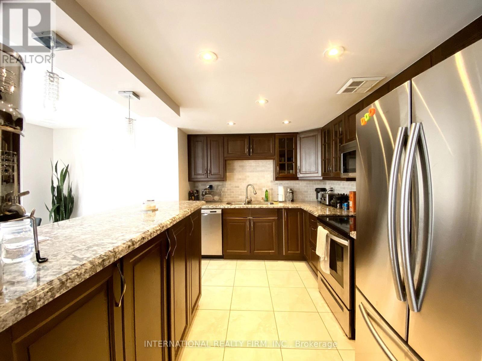 605 - 135 George Street S, Toronto, Ontario  M5A 4E8 - Photo 8 - C13805856