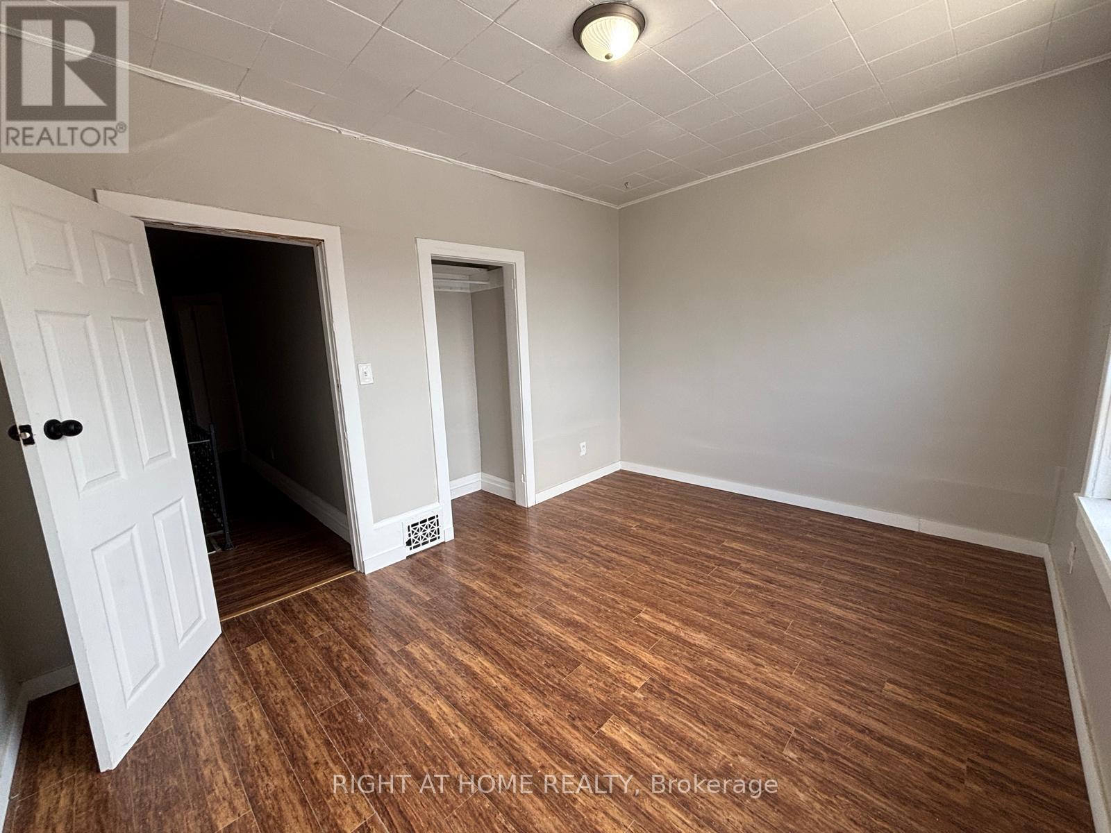 Upper - 505 Oakwood Avenue, Toronto, Ontario M6E 2W9 - Photo 7 - C13805862