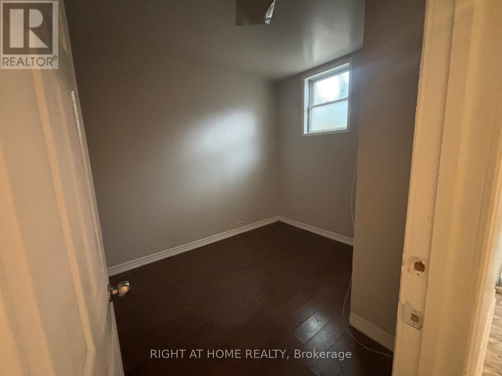 Main - 505 Oakwood Avenue, Toronto, Ontario  M6E 2W9 - Photo 8 - C13805864