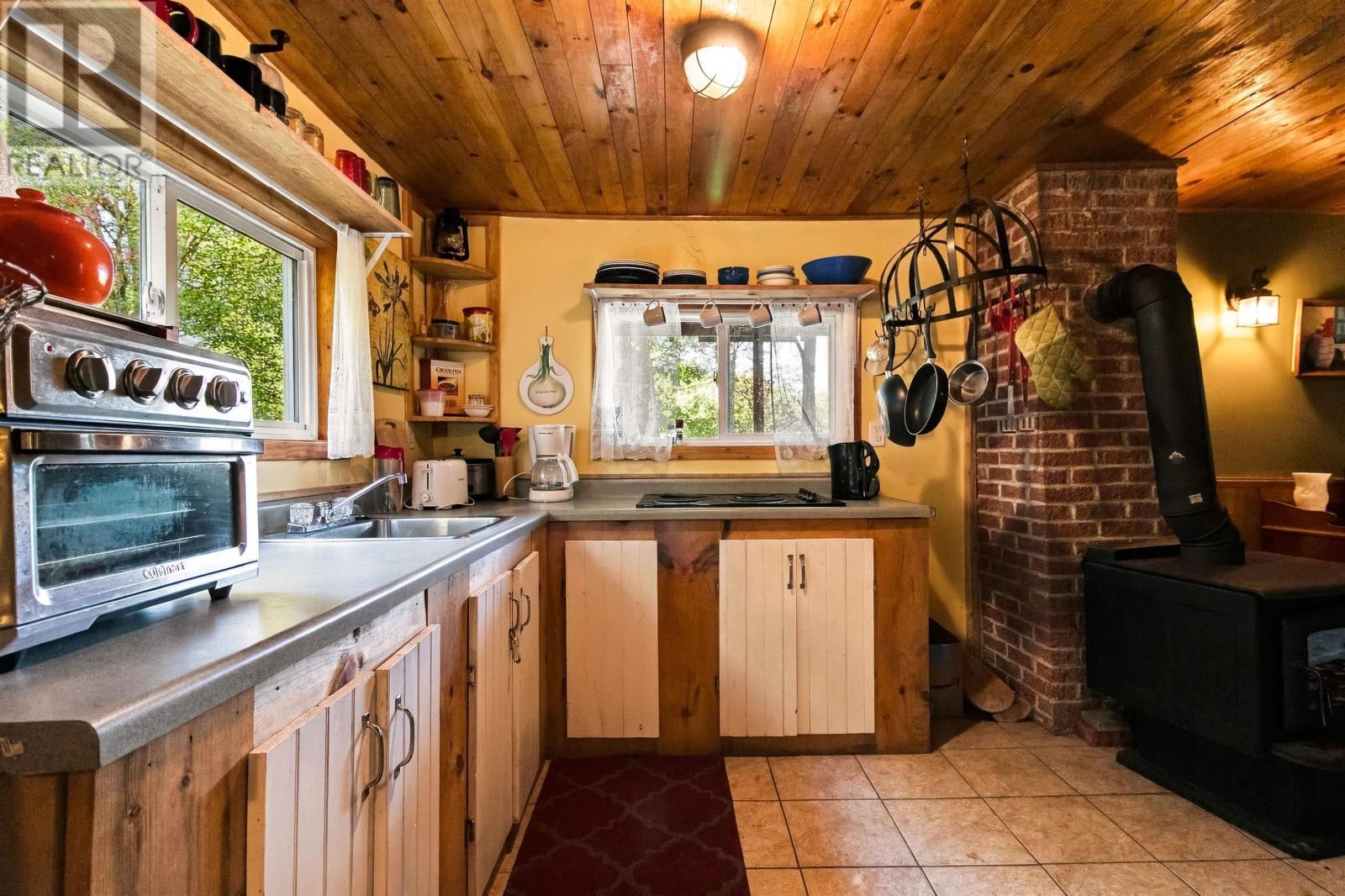 339 Mill Village East Road, Mill Village, Nova Scotia  B0J 2H0 - Photo 29 - 202623857