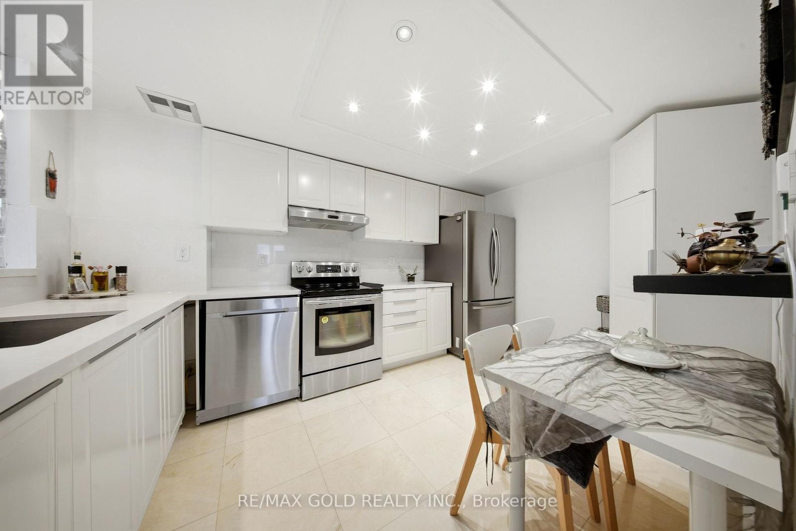 2701 - 8 Lisa Street, Brampton, Ontario  L6T 4S6 - Photo 14 - W13805858