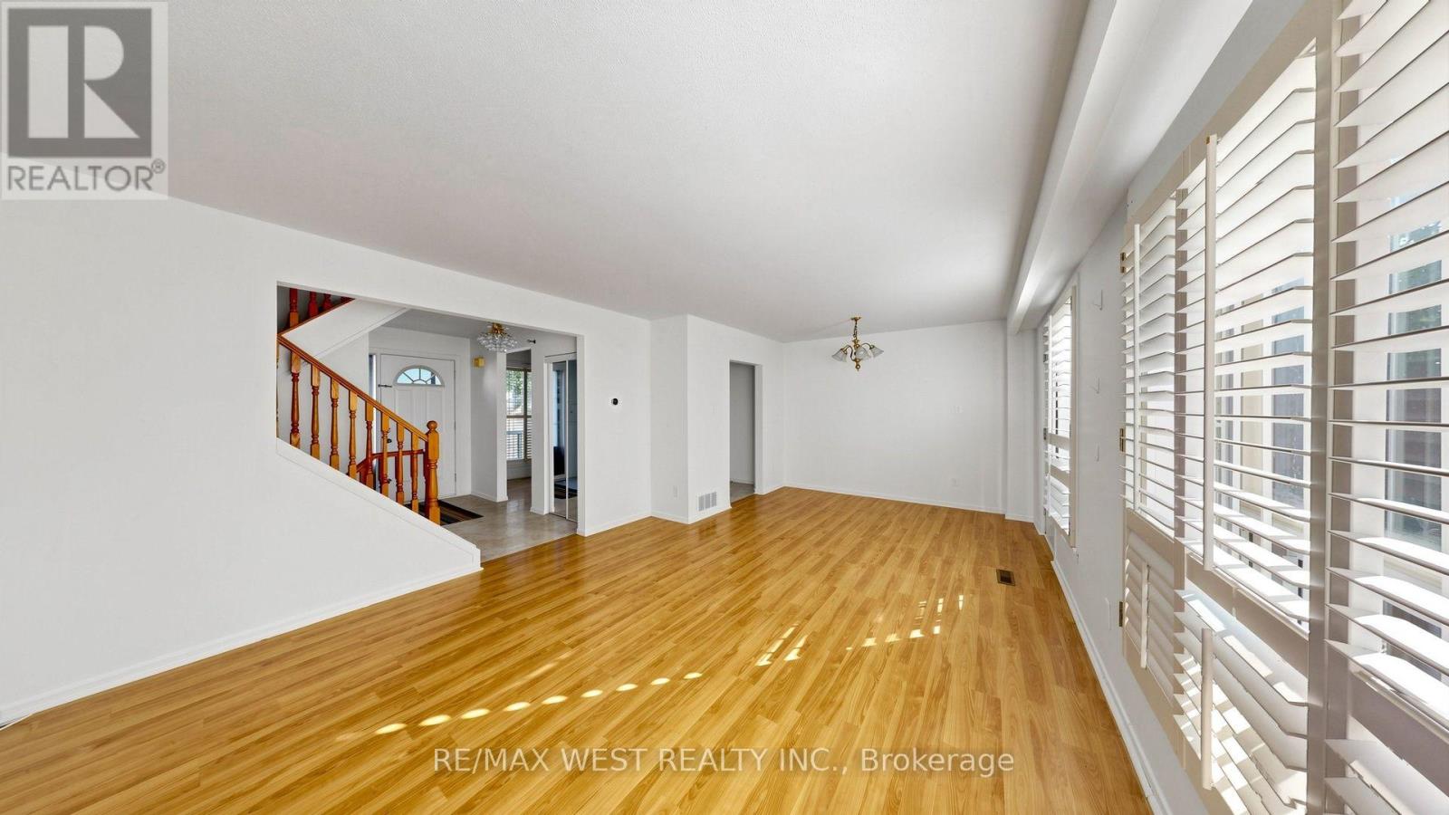 24 - 25 Gosford Boulevard, Toronto, Ontario  M3N 2G7 - Photo 13 - W13804522